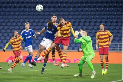 Football. UEFA Conference League. Racing Strasbourg - Jagiellonia Bialystok. 23.10.2025