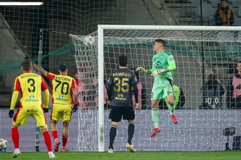 Football. PKO BP Ekstraklasa. Korona Kielce - Wisla Plock. 08.12.2025