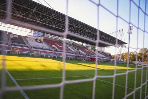Football. Betclic 1 Liga. Polonia Warszawa - Puszcza Niepolomice. 20.09.2025