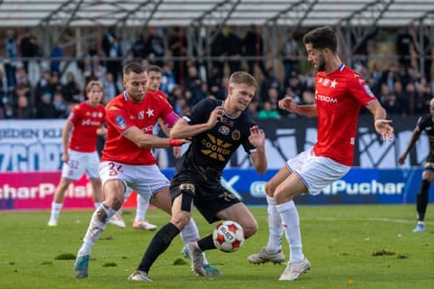 Football. STS Puchar Polski. Hutnik Krakow - Wisla Krakow. 29.10.2025