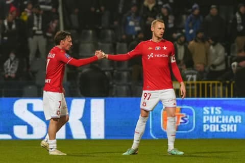 Football. STS Puchar Polski. Zawisza Bydgoszcz - Wisla Krakow. 04.12.2025