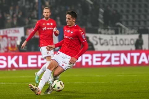 Football. STS Puchar Polski. Zawisza Bydgoszcz - Wisla Krakow. 04.12.2025