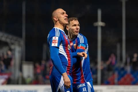 Football. Betclic I Liga. Polonia Bytom - Pogon Siedlce. 22.02.2026