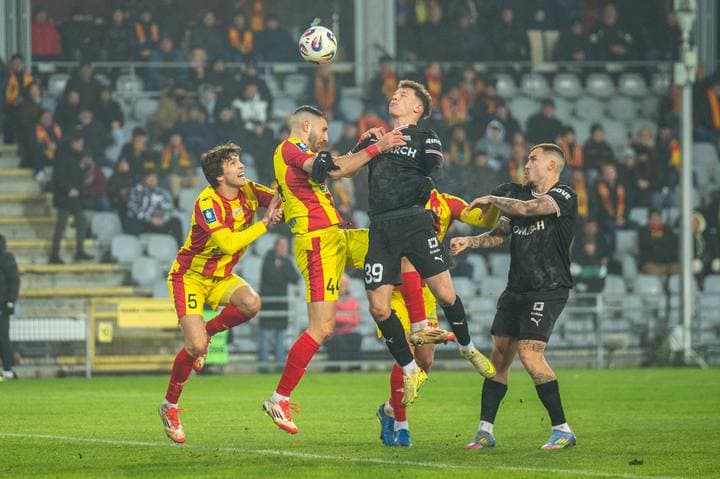 Football. PKO BP Ekstraklasa. Korona Kielce - Cracovia. 29.11.2025