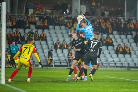 Football. PKO BP Ekstraklasa. Korona Kielce - Cracovia. 29.11.2025