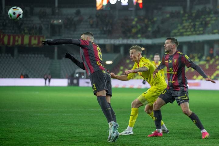 Football. PKO BP Ekstraklasa. Korona Kielce - Pogon Szczecin. 09.12.2024