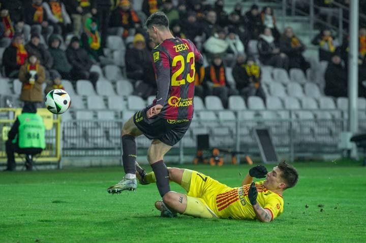 Football. PKO BP Ekstraklasa. Korona Kielce - Pogon Szczecin. 09.12.2024