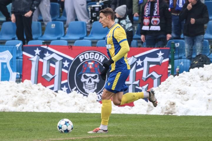 Football. Betclic III Liga. Pogon Sokol Lubaczow - Avia Swidnik. 22.11.2025
