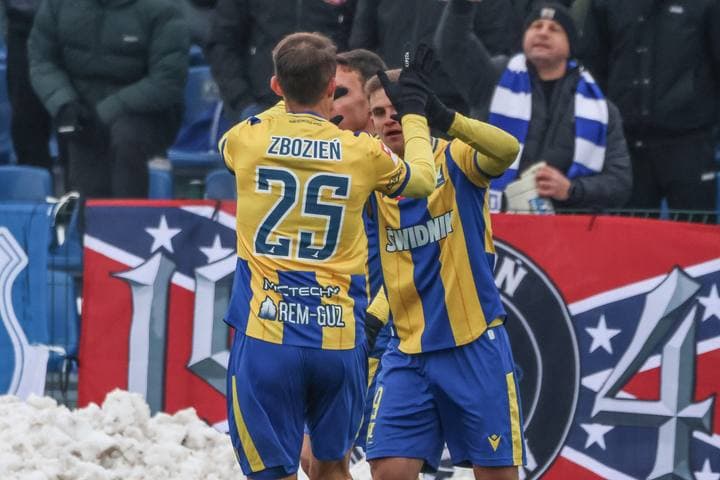 Football. Betclic III Liga. Pogon Sokol Lubaczow - Avia Swidnik. 22.11.2025