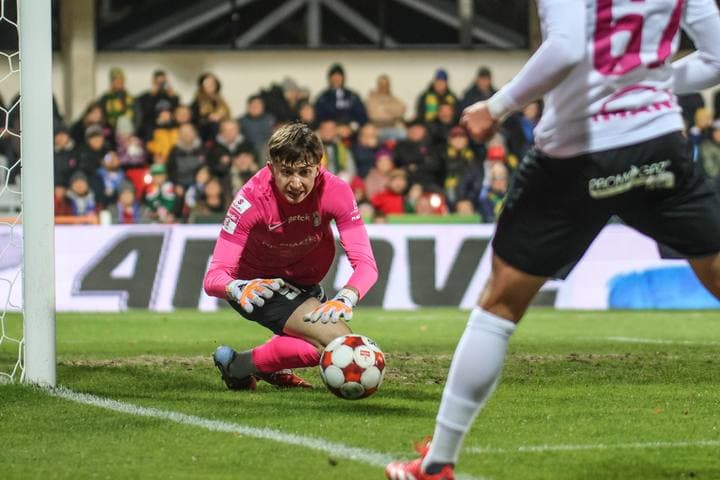 Football. Betclic I Liga. Puszcza Niepolomice - Wisla Krakow. 20.10.2025