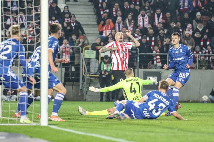Football. PKO BP Ekstraklasa. Cracovia - Lech Poznan. 07.12.2025