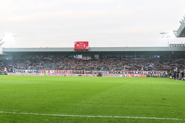 Football. PKO BP Ekstraklasa. Cracovia - Lech Poznan. 07.12.2025