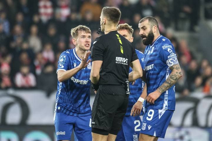 Football. PKO BP Ekstraklasa. Cracovia - Lech Poznan. 07.12.2025