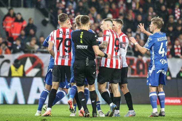 Football. PKO BP Ekstraklasa. Cracovia - Lech Poznan. 07.12.2025