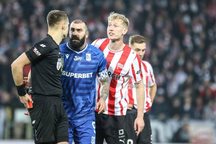 Football. PKO BP Ekstraklasa. Cracovia - Lech Poznan. 07.12.2025