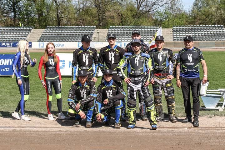 Speedway. Krajowa Liga Zuzlowa. Speedway Krakow - OK Kolejarz Opole. 20.04.2025
