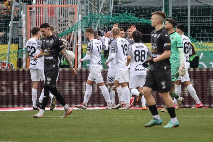 Football. PKO BP Ekstraklasa. Puszcza Niepolomice - Piast Gliwice. 16.03.2025