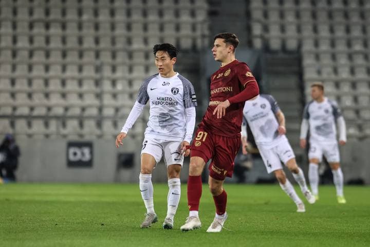 Football. PKO BP Ekstraklasa. Puszcza Niepolomice - Widzew Lodz. 25.11.2024