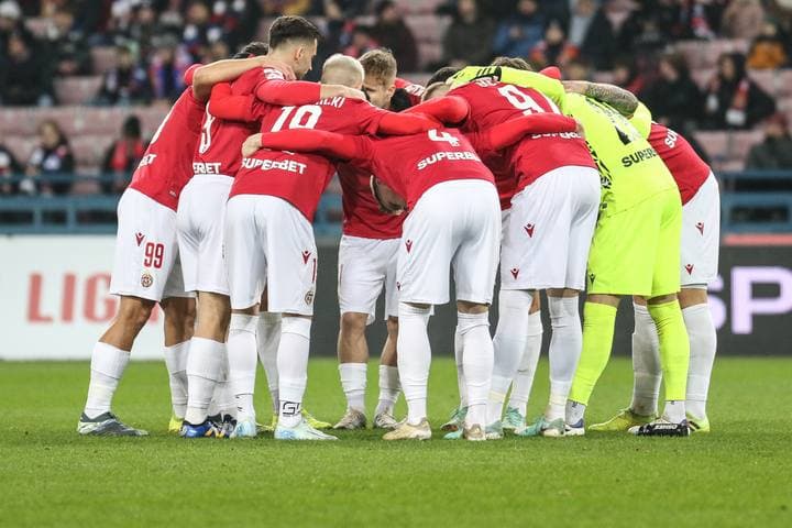 Football. Betclic 1. Liga. Wisla Krakow - LKS Lodz. 30.11.2024