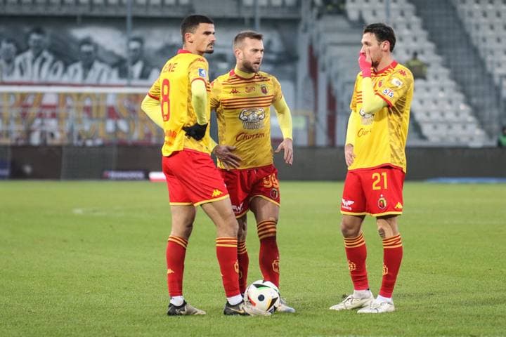 Football. PKO BP Ekstraklasa. Puszcza Niepolomice - Jagiellonia Bialystok. 08.12.2024