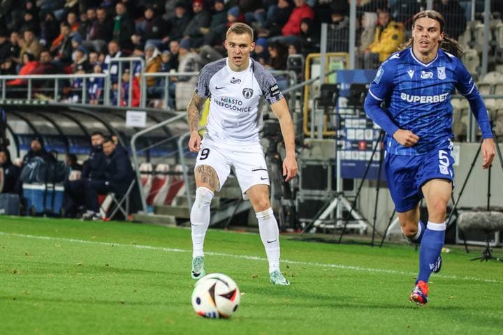 Football. PKO BP Ekstraklasa. Puszcza Niepolomice - Lech Poznan. 02.11.2024