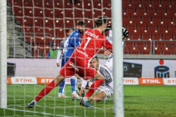 Football. PKO BP Ekstraklasa. Puszcza Niepolomice - Lech Poznan. 02.11.2024