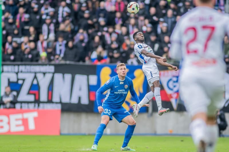 Football. PKO BP Ekstraklasa. Gornik Zabrze - Puszcza Niepolomice. 02.02.2025