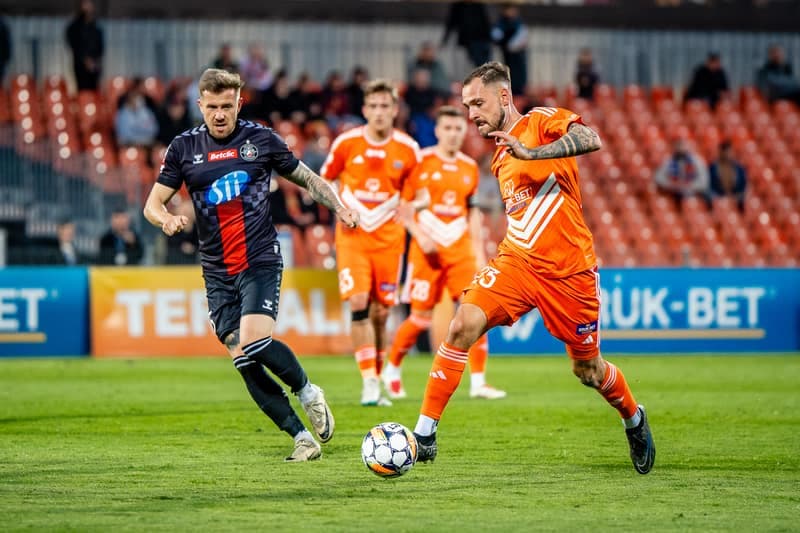 Football. Betclic 1 Liga. Bruk-Bet Termalica Nieciecza - Polonia Warsaw. 14.04.2025