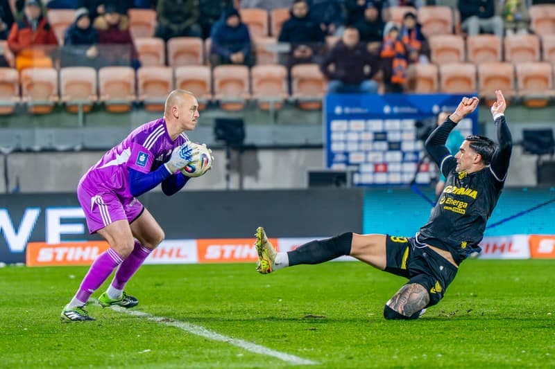 Football. PKO BP Ekstraklasa. Bruk-Bet Termalica Nieciecza - Arka Gdynia. 21.11.2025