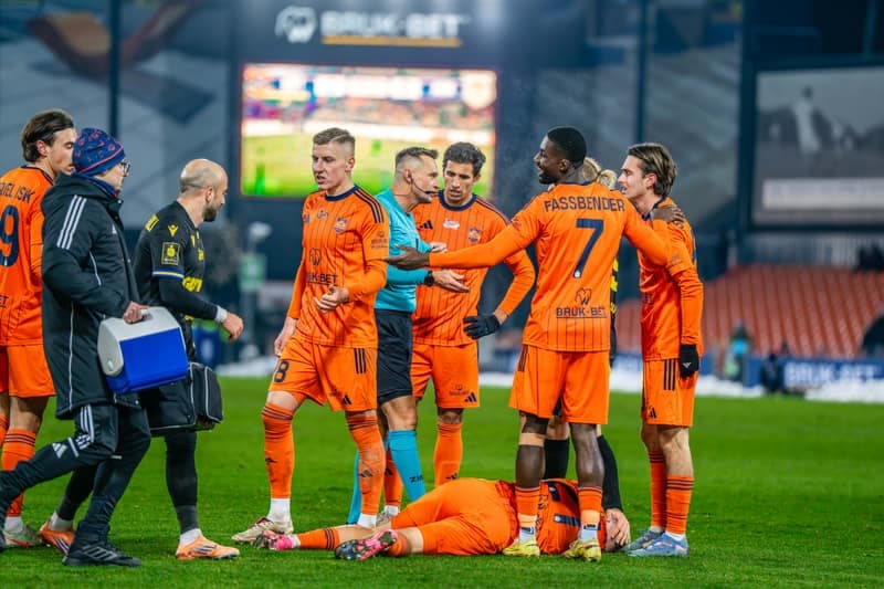 Football. PKO BP Ekstraklasa. Bruk-Bet Termalica Nieciecza - Arka Gdynia. 21.11.2025