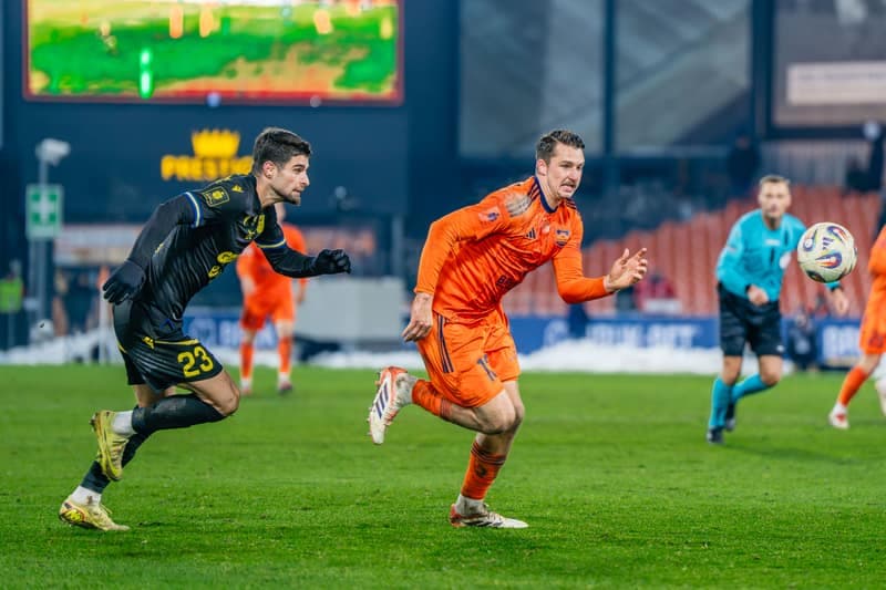 Football. PKO BP Ekstraklasa. Bruk-Bet Termalica Nieciecza - Arka Gdynia. 21.11.2025