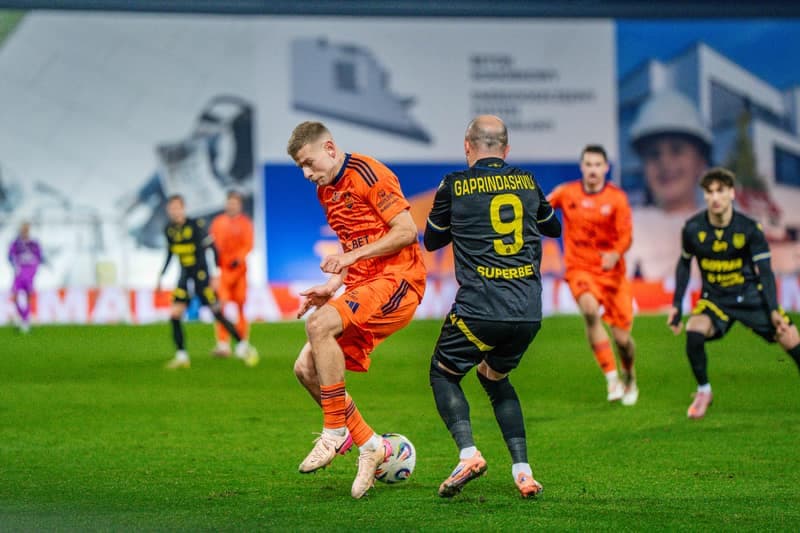 Football. PKO BP Ekstraklasa. Bruk-Bet Termalica Nieciecza - Arka Gdynia. 21.11.2025