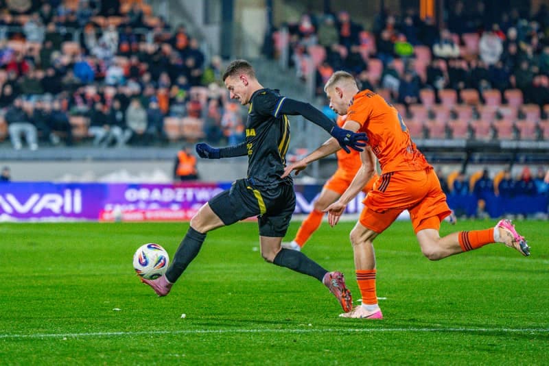Football. PKO BP Ekstraklasa. Bruk-Bet Termalica Nieciecza - Arka Gdynia. 21.11.2025