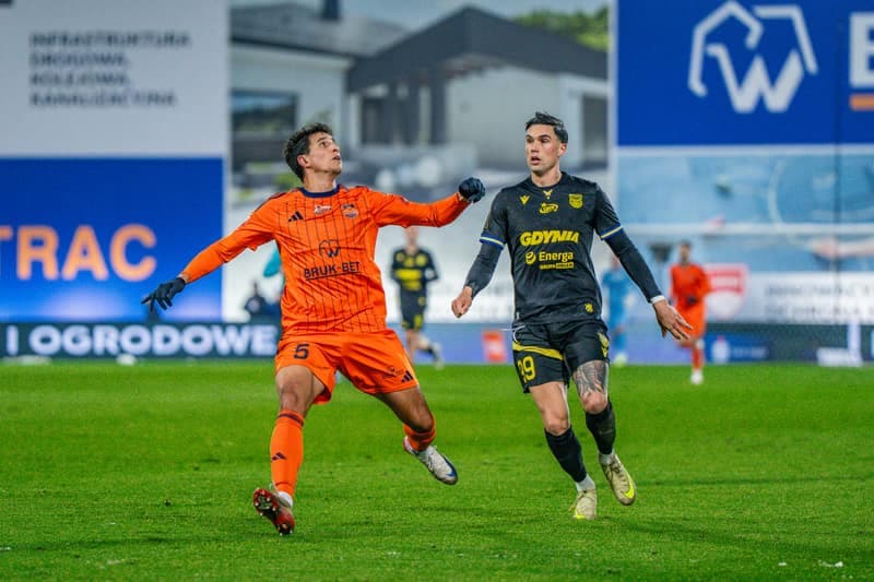 Football. PKO BP Ekstraklasa. Bruk-Bet Termalica Nieciecza - Arka Gdynia. 21.11.2025