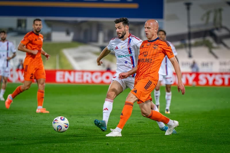 Football. PKO BP Ekstraklasa. Bruk-Bet Termalica Nieciecza - Rakow Czestochowa. 17.08.2025