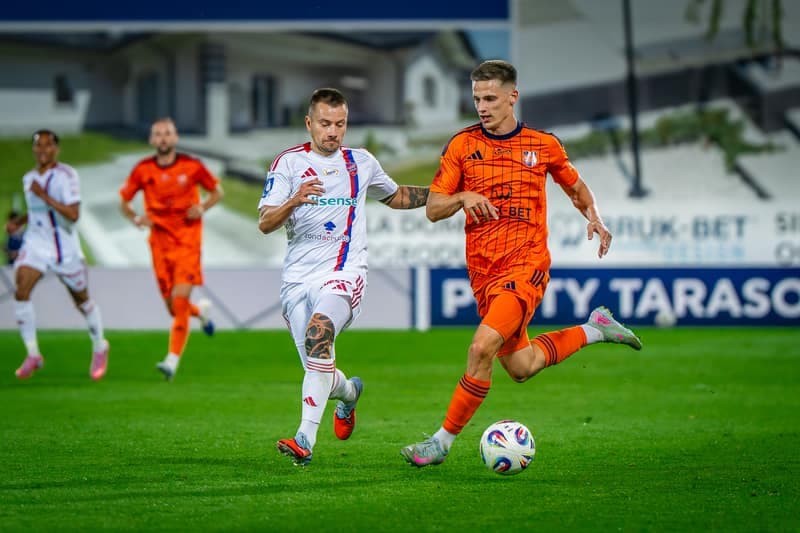 Football. PKO BP Ekstraklasa. Bruk-Bet Termalica Nieciecza - Rakow Czestochowa. 17.08.2025