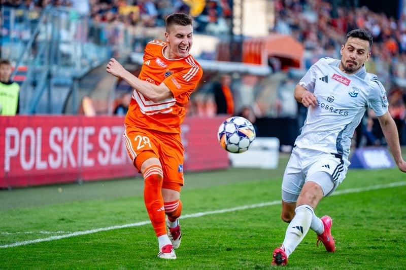 Football. Betclic I Liga. Bruk-Bet Termalica Nieciecza - Kotwica Kolobrzeg. 25.04.2025