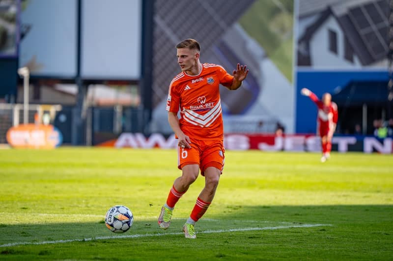 Football. Betclic I Liga. Bruk-Bet Termalica Nieciecza - Kotwica Kolobrzeg. 25.04.2025