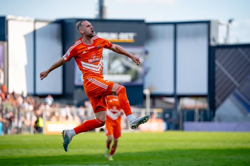 Football. Betclic I Liga. Bruk-Bet Termalica Nieciecza - Kotwica Kolobrzeg. 25.04.2025