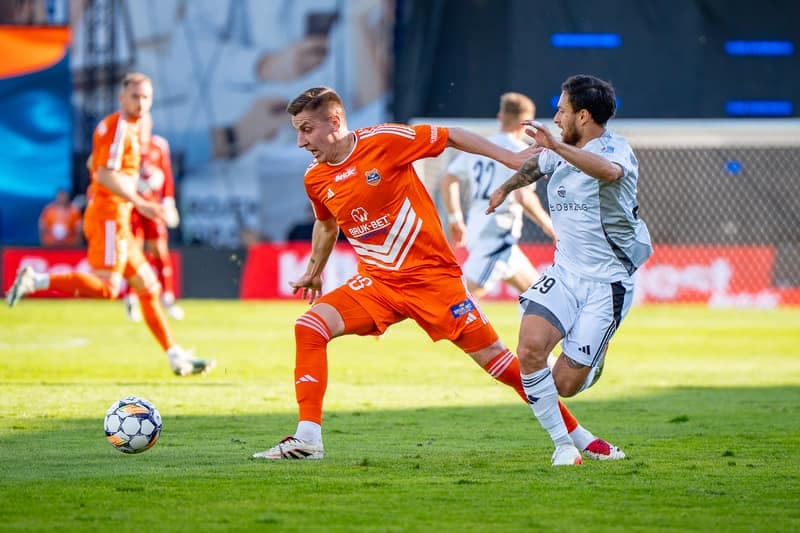 Football. Betclic I Liga. Bruk-Bet Termalica Nieciecza - Kotwica Kolobrzeg. 25.04.2025