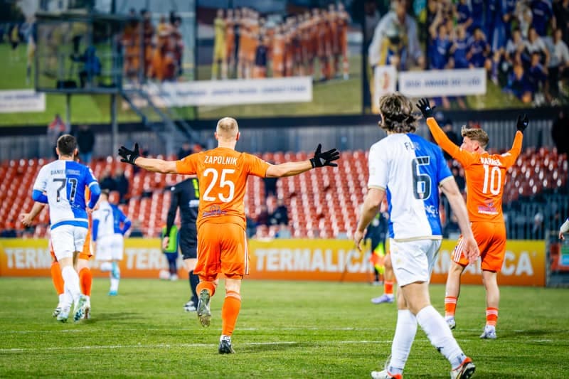 Football. Betclic 1 Liga. Bruk-Bet Termalica Nieciecza - Pogon Siedlce. 22.02.2025