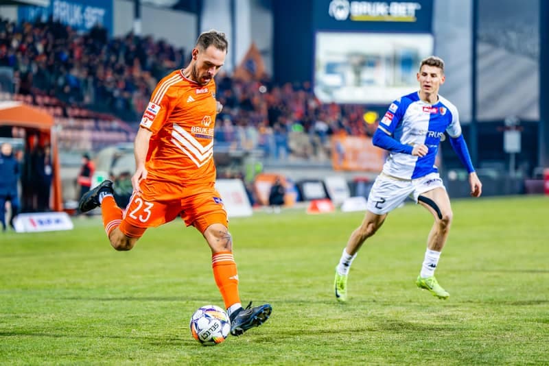 Football. Betclic 1 Liga. Bruk-Bet Termalica Nieciecza - Pogon Siedlce. 22.02.2025