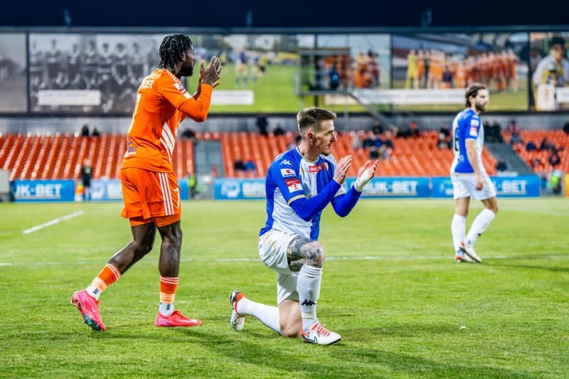 Football. Betclic 1 Liga. Bruk-Bet Termalica Nieciecza - Pogon Siedlce. 22.02.2025