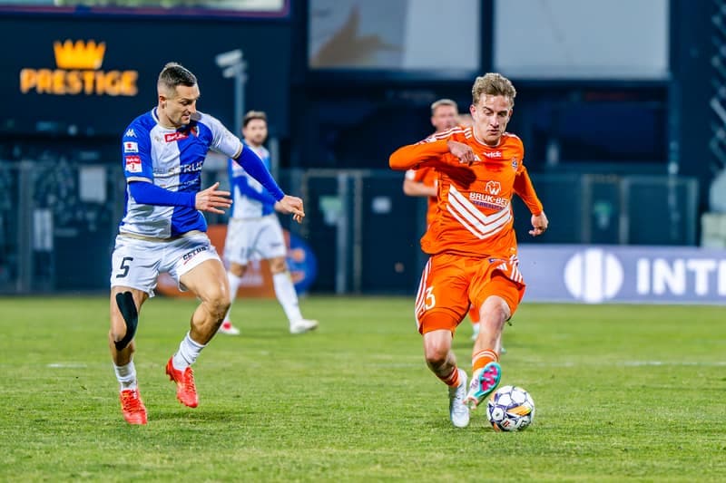 Football. Betclic 1 Liga. Bruk-Bet Termalica Nieciecza - Pogon Siedlce. 22.02.2025