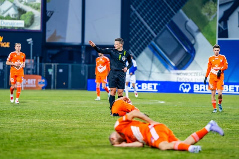 Football. Betclic 1 Liga. Bruk-Bet Termalica Nieciecza - Pogon Siedlce. 22.02.2025
