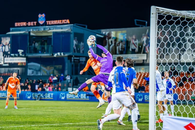 Football. Betclic 1 Liga. Bruk-Bet Termalica Nieciecza - Pogon Siedlce. 22.02.2025