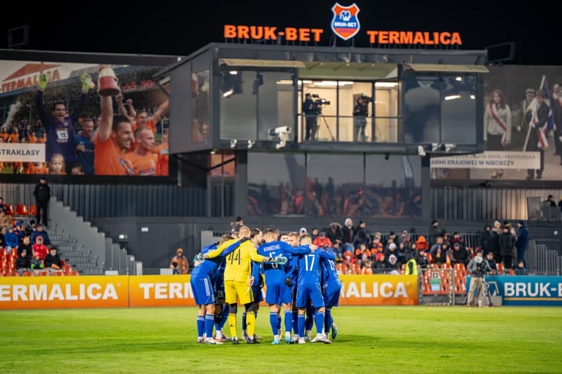 Football. Betclic 1 Liga. Bruk-Bet Termalica Nieciecza - Miedz Legnica. 09.11.2024