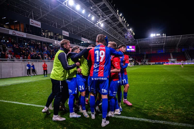 Football. Betclic 1 liga. Odra Opole - Ruch Chorzow. 24.10.2025