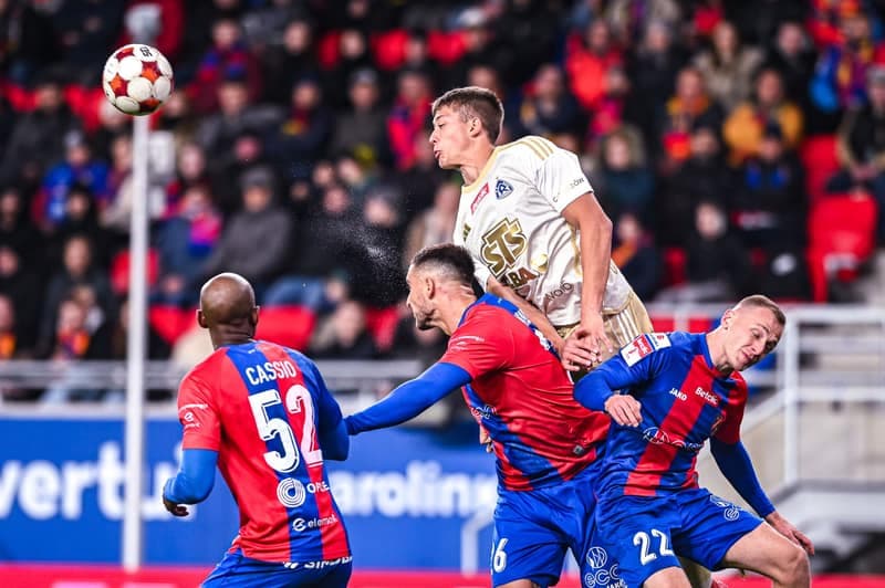 Football. Betclic 1 liga. Odra Opole - Ruch Chorzow. 24.10.2025