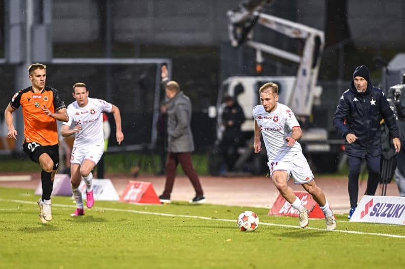 Football. Betclic 1 Liga. Chrobry Glogow - Wisla Krakow. 02.11.2025